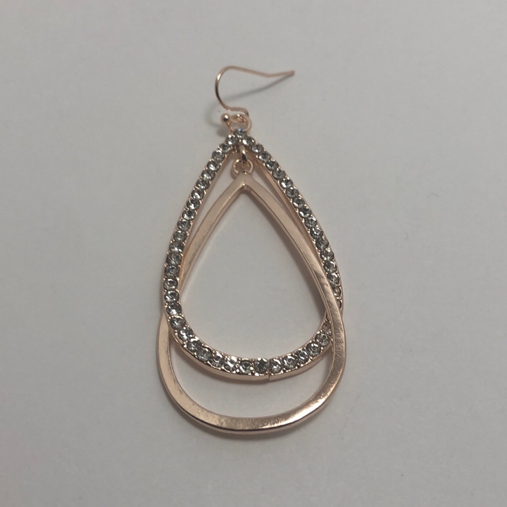 🆕 bebe Rose Gold Tone Teardrop Dangle Earrings - Picture 5 of 6